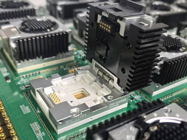 V9000-ABI-存储系列 - 独立温控设计,提供目标DUT极佳的温控精度和均匀性